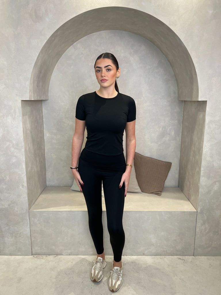 Black T-Shirt And Legging Athleisure Set - H&L