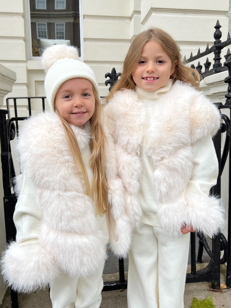 Childrens Cream Premium Faux Fur Short Gilet - H&L