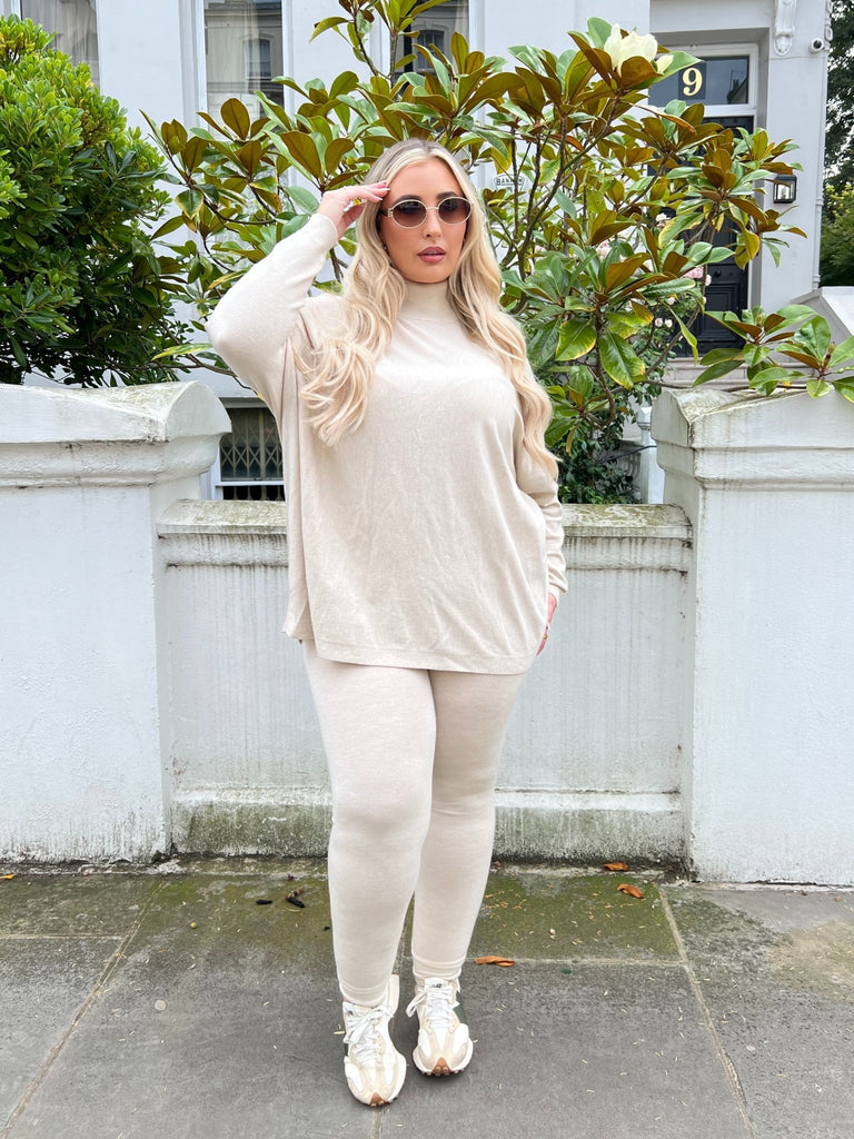 Curve Cream High Neck Batwing Lounge Set - H&L