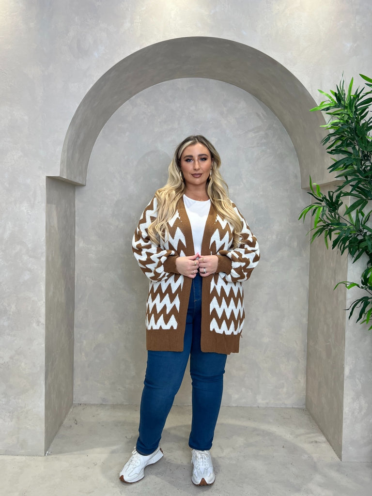 Curve Mid Length Zig Zag Cardigan - H&L