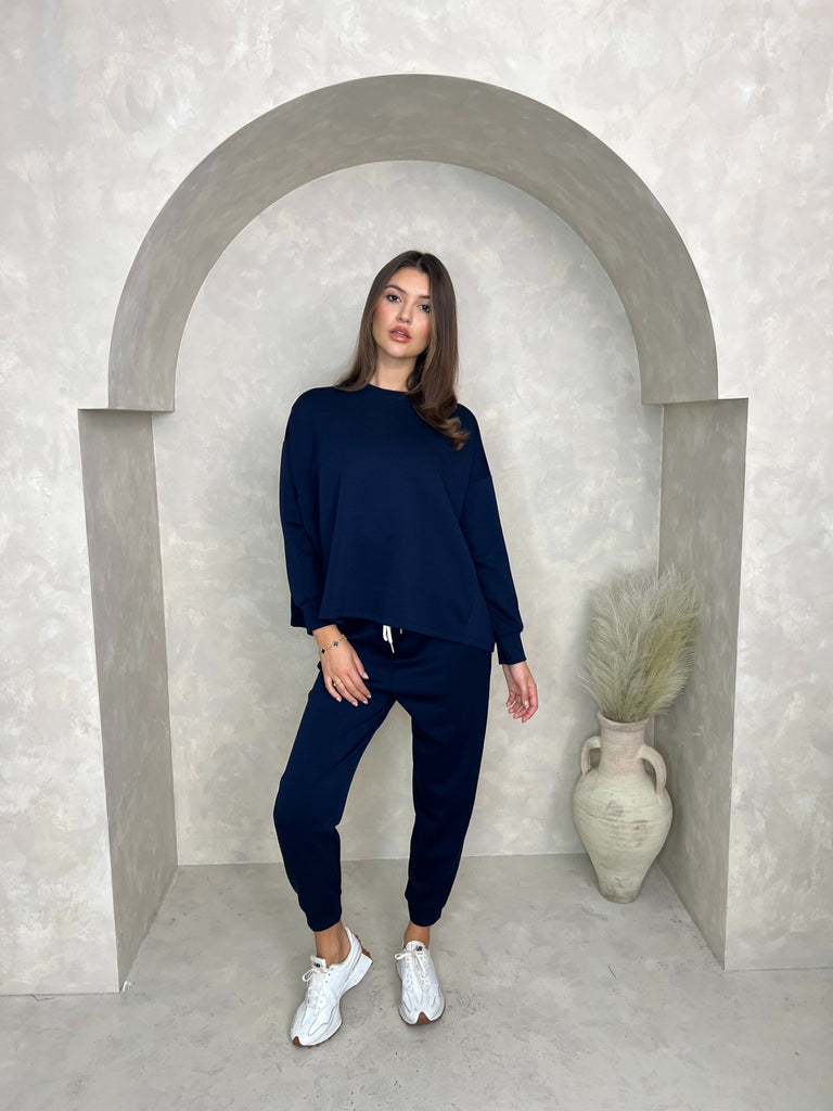 Navy Round Neck Sweatshirt - H&L