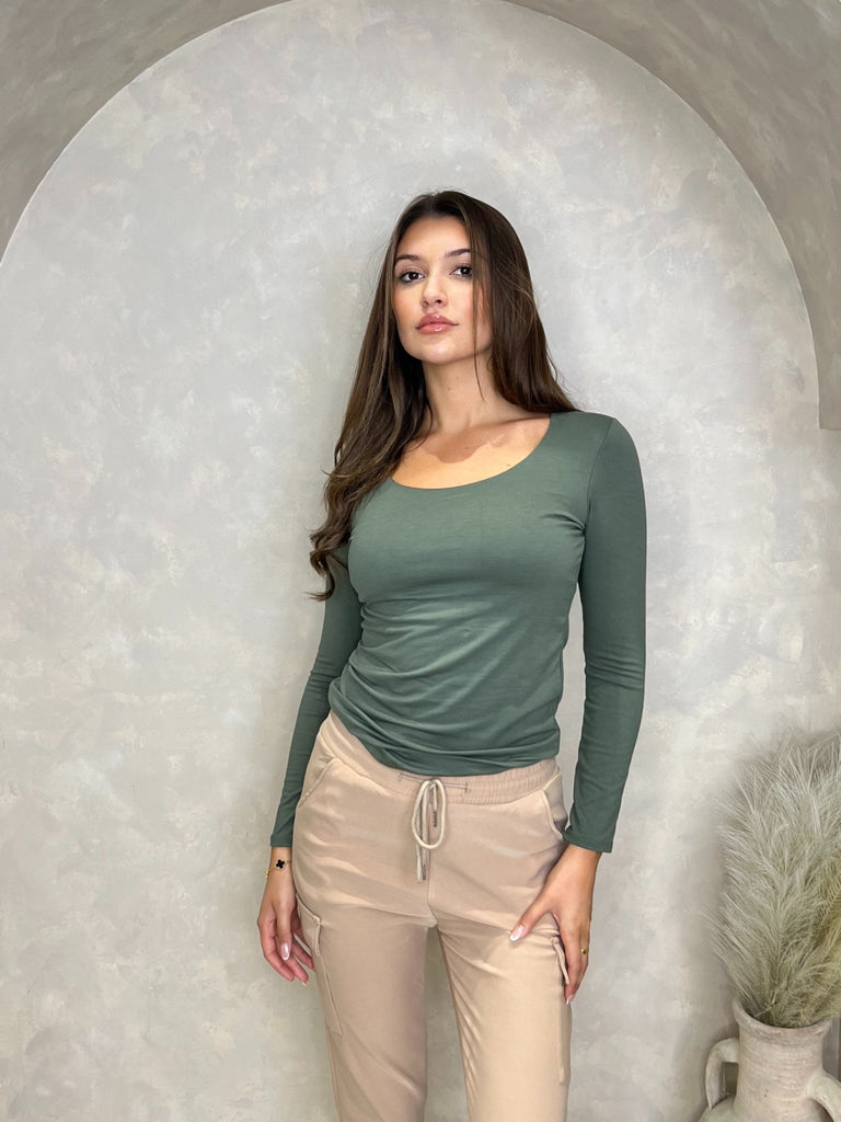 Scoop Neck Long Sleeve Top - H&L